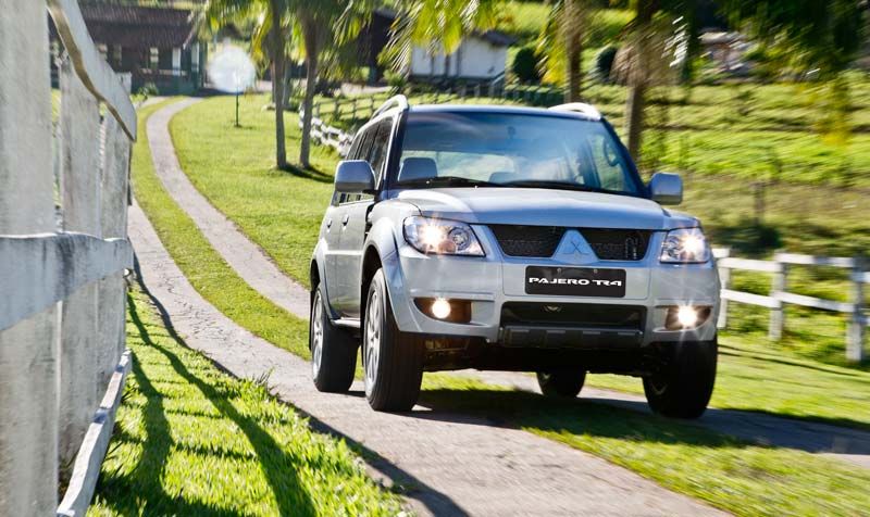 Imagem 9 Mitsubishi Pajero TR4 2.0 16V 4x2 (Flex) (Aut) 2014
