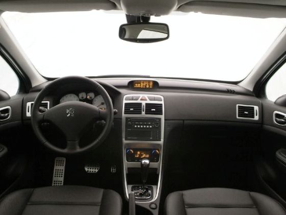 Imagem 4 Peugeot 307 Hatch. Presence 1.6 16V (flex) 2012