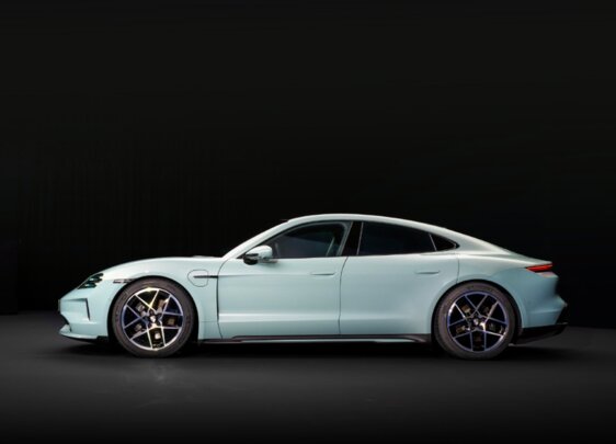 Porsche Taycan 105kWh Turbo GT Pac 4wd bev weissach (Aut) 2025