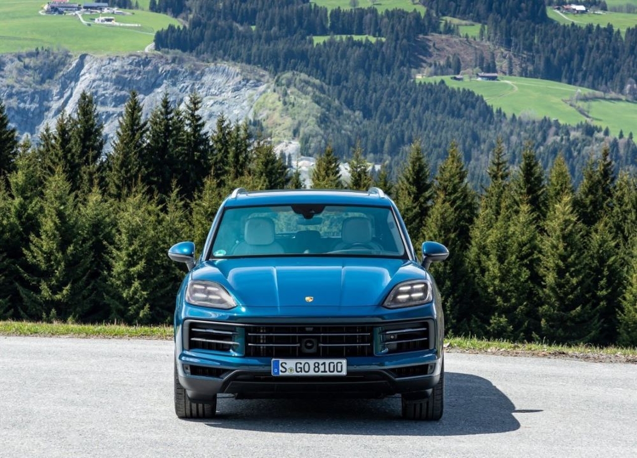 Porsche Cayenne 3.0 E-Hybrid Auto 4WD tiptronic phev 2026