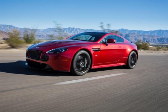 Aston Martin Vantage V12 6.0 S 2015