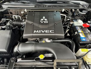 Foto 7 - Mitsubishi Pajero Full Pajero Full 3.8 V6 5D HPE 4WD automático