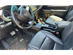 Foto 2 - Toyota Hilux Cabine Dupla Hilux 2.8 TDI SRV CD 4x4 (Aut) automático