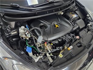 Foto 9 - Hyundai i30 I30 GLS 1.8 16V MPI (Aut) C149 automático