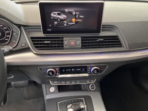 Foto 10 - Audi Q5 Q5 2.0 Black S tronic Quattro automático