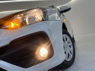 Foto 3 - Toyota Etios Hatch Etios 1.3 X (Aut) automático