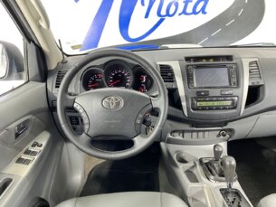 Foto 10 - Toyota Hilux Cabine Dupla Hilux SRV 4x4 3.0 (cab. dupla) automático