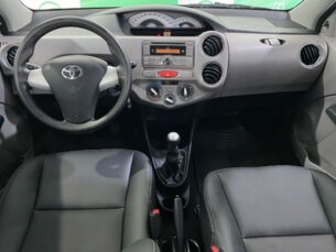 Foto 1 - Toyota Etios Hatch Etios XLS 1.5 (Flex) manual