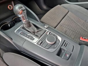 Foto 6 - Audi A3 A3 1.8 TFSI Sportback S Tronic automático