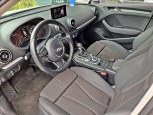 Foto 10 - Audi A3 A3 1.8 TFSI Sportback S Tronic automático