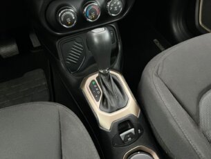 Foto 9 - Jeep Renegade Renegade Sport 1.8 (Aut) (Flex) automático