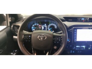 Foto 8 - Toyota Hilux Cabine Dupla Hilux CD 2.8 TDI Conquest 4WD automático
