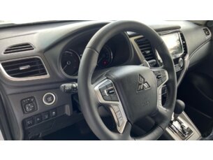Foto 5 - Mitsubishi L200 Triton L200 Triton Sport 2.4 D HPE-S 4WD (Aut) automático