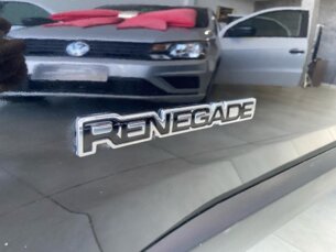 Foto 10 - Jeep Renegade Renegade 1.8 Longitude (Aut) automático