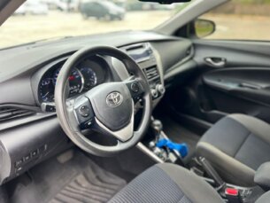 Foto 9 - Toyota Yaris Sedan Yaris Sedan 1.5 XL CVT (Flex) manual