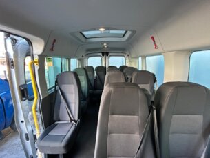 Foto 9 - Ford Transit Transit 2.0 EcoBlue Minibus 14+1 410L (Aut) automático