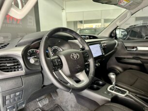 Foto 6 - Toyota Hilux Cabine Dupla Hilux CD 2.8 TDI SR 4WD (Aut) manual