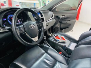Foto 7 - Toyota Yaris Hatch Yaris 1.5 XLS CVT (Flex) automático