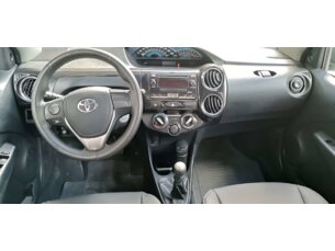 Foto 9 - Toyota Etios Sedan Etios Sedan XLS 1.5 (Flex) manual
