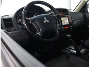 Foto 8 - Mitsubishi Pajero Pajero 3.2 DI-D HPE 4WD (Aut) manual