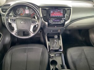 Foto 7 - Mitsubishi L200 Triton L200 Triton Sport 2.4 DID-H HPE 4WD (Aut) automático