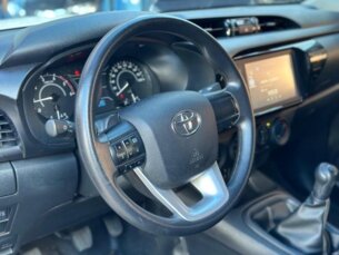 Foto 8 - Toyota Hilux Cabine Dupla Hilux CD 2.8 TDI SR 4WD (Aut) automático