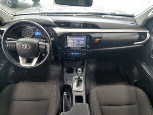 Foto 5 - Toyota Hilux Cabine Dupla Hilux 2.8 TDI CD SR 4x4 (Aut) automático