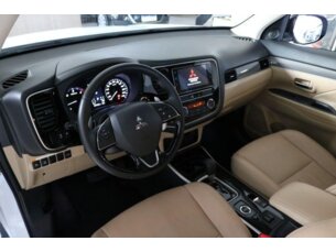 Foto 7 - Mitsubishi Outlander Outlander 2.2 DI-D HPE-S 4WD automático