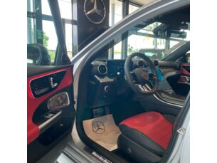 Foto 10 - Mercedes-Benz Classe C C 300 MHEV AMG Line automático