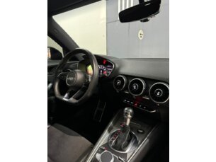 Foto 6 - Audi TT TT 2.0 TFSI Ambition S Tronic automático