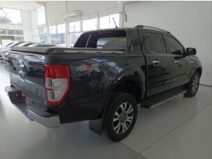 Foto 6 - Ford Ranger (Cabine Dupla) Ranger 3.2 CD Limited 4x4 automático