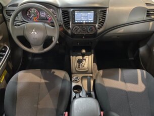 Foto 8 - Mitsubishi L200 Triton L200 Triton 2.4 D GLS 4WD (Aut) automático