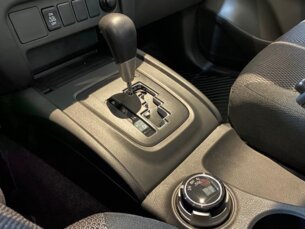 Foto 10 - Mitsubishi L200 Triton L200 Triton 2.4 D GLS 4WD (Aut) automático