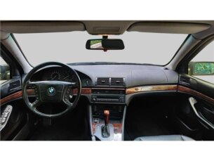 Foto 9 - BMW Série 5 540i 4.4 32V automático
