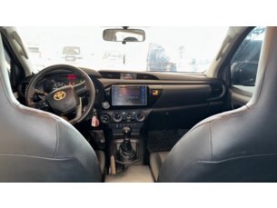 Foto 5 - Toyota Hilux Cabine Dupla Hilux 2.7 CD SRV 4x4 (Aut) automático
