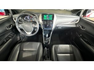 Foto 3 - Toyota Yaris Hatch Yaris 1.5 X-Way Connect CVT automático
