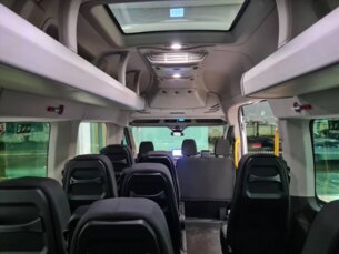 Foto 10 - Ford Transit Transit 2.0 EcoBlue Minibus 17+1 460E automático