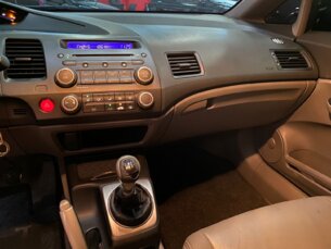 Foto 9 - Honda Civic New Civic LXL 1.8 16V (Couro) (Flex) automático