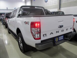 Foto 3 - Ford Ranger (Cabine Dupla) Ranger 2.2 TD XLS CD 4x4 (Aut) automático