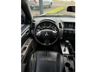 Foto 4 - Mitsubishi Pajero Pajero 3.2 DI-D HPE 4WD (Aut) automático