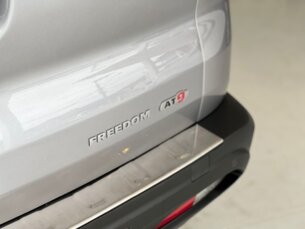 Foto 8 - Fiat Toro Toro Freedom 2.0 diesel AT9 4x4 manual