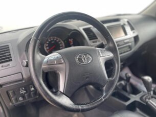 Foto 6 - Toyota Hilux Cabine Dupla Hilux 2.7 4x4 CD SRV (Flex) (Aut) automático