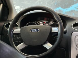 Foto 8 - Ford Focus Hatch Focus Hatch GLX 2.0 16V (Flex) (Aut) manual