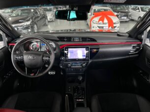 Foto 10 - Toyota Hilux Cabine Dupla Hilux CD 2.8 TDI GR-S 4WD (Aut) automático