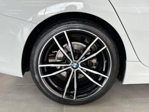 Foto 8 - BMW Série 3 320i M Sport Flex automático