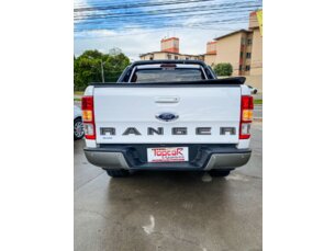 Foto 6 - Ford Ranger (Cabine Dupla) Ranger 2.2 CD XLS 4WD automático