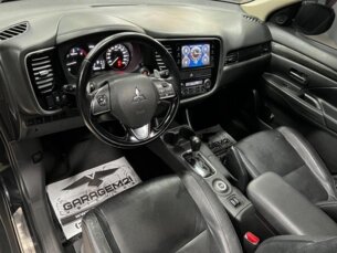 Foto 5 - Mitsubishi Outlander Outlander 2.2 DI-D 4WD (Aut) automático
