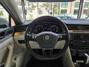 Foto 8 - Volkswagen Passat Passat Highline 2.0 TSI DSG automático