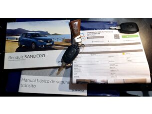 Foto 8 - Renault Sandero Sandero Authentique 1.0 12V SCe (Flex) manual