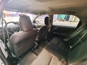 Foto 7 - Toyota Etios Hatch Etios 1.5 X Plus (Aut) automático